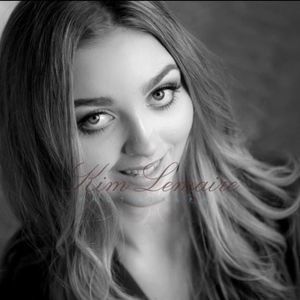 Meet your Posher, Lauren